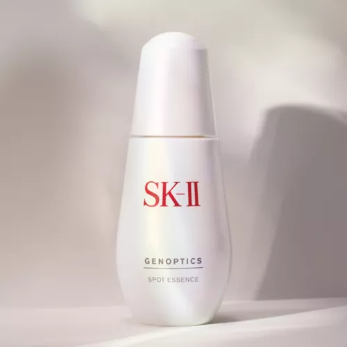 SK-II GENOPTICS SPOT ESSENCE 50ML